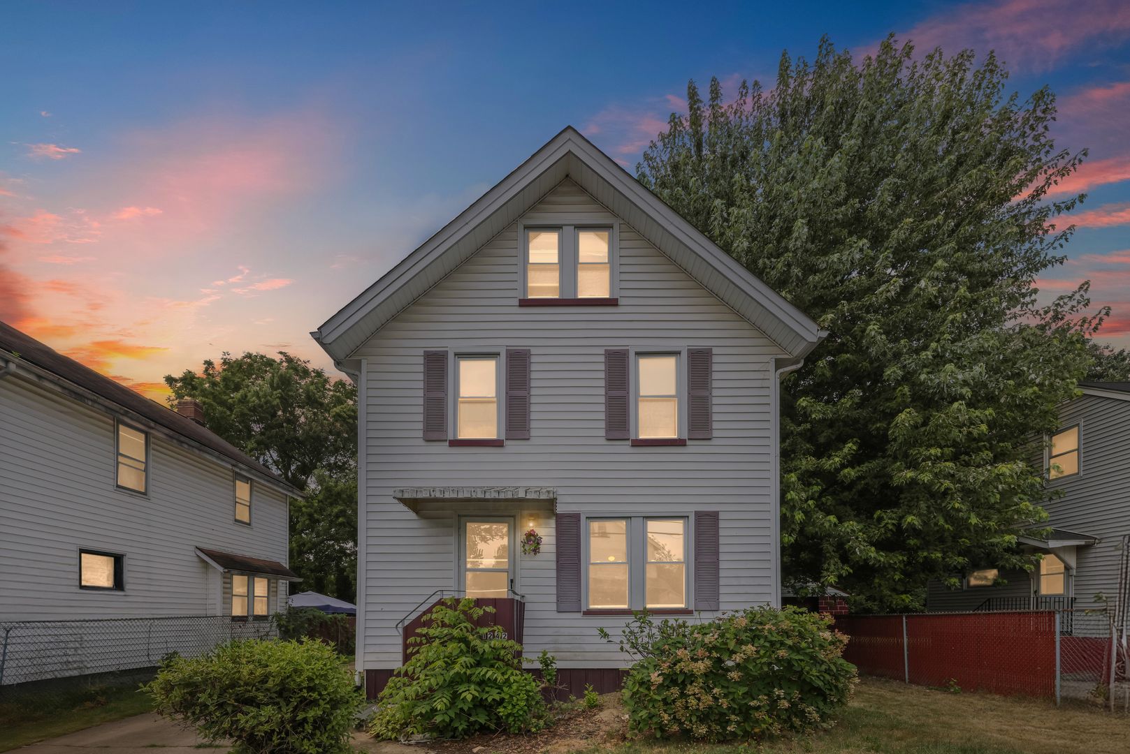 Akron House: 1242 Girard St