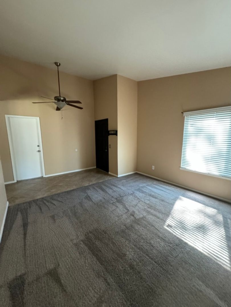 Redlands House: 1531 CAMPUS