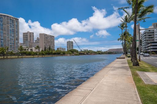 Fully Unit at Hawaiian Monarch! – photo 1
