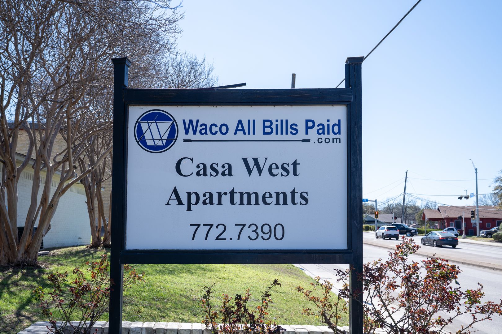 Waco Apartment: 3528 W Waco Dr.