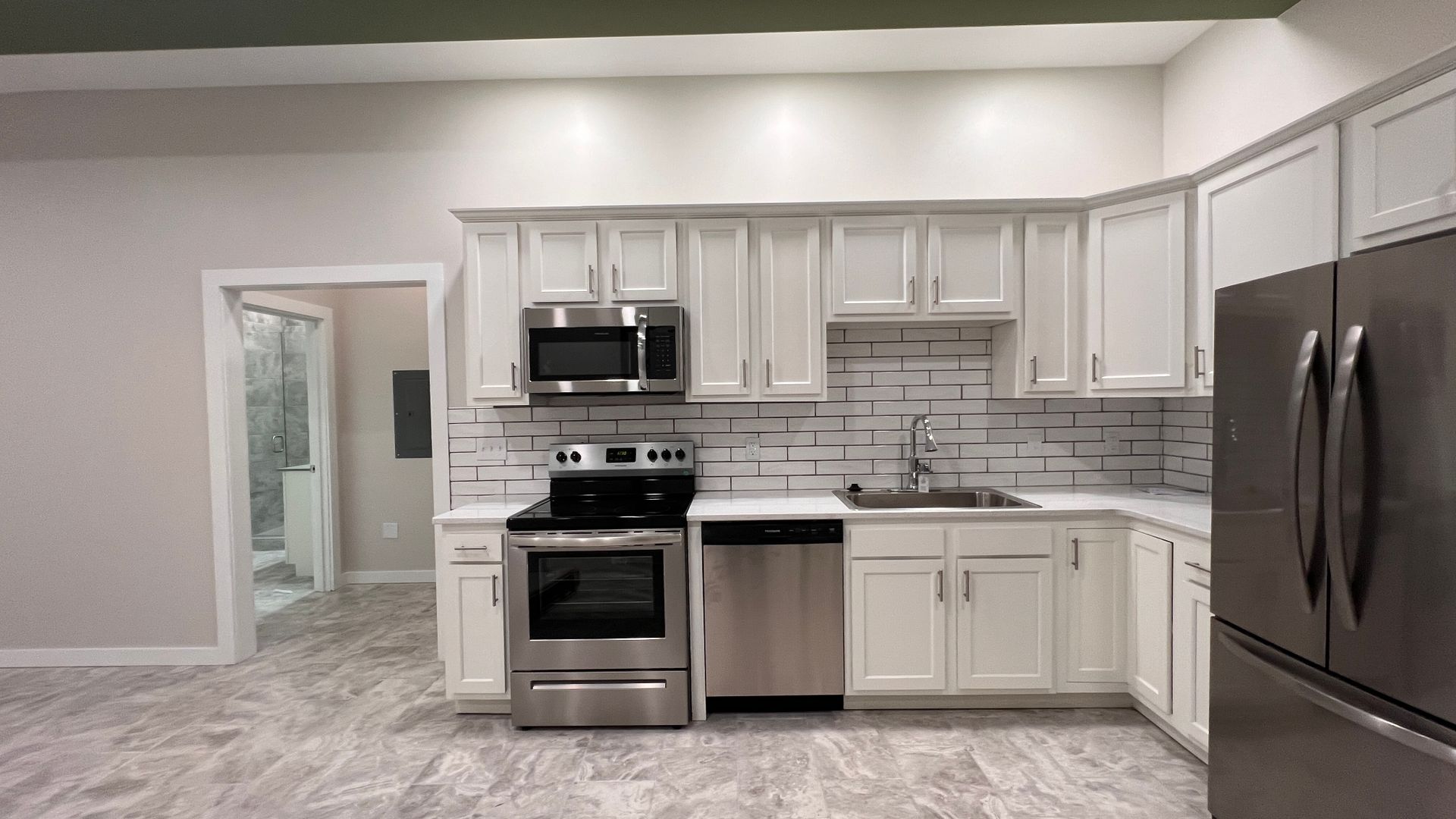 Evansville Apartment: ...