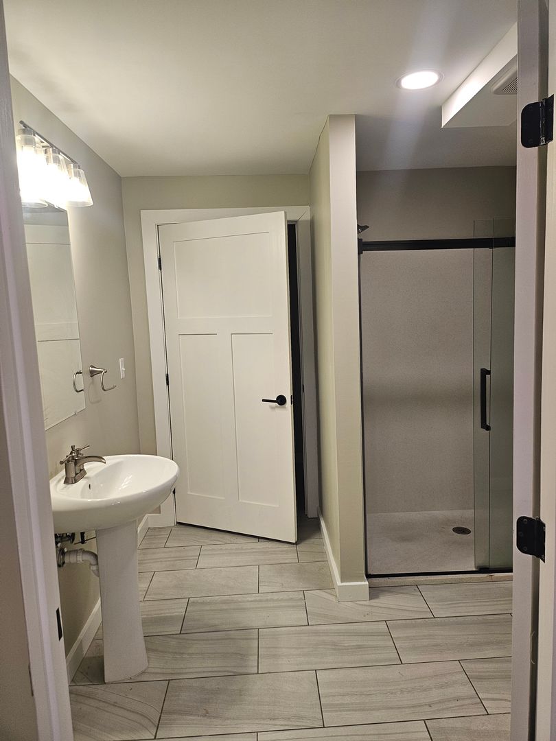 Evansville Apartment: 4135 N. Highway 41