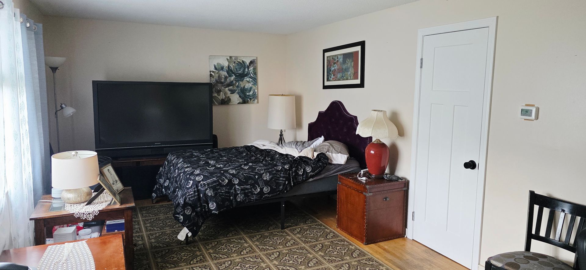 Bridgeport Apartment: 127- 129 Price St.