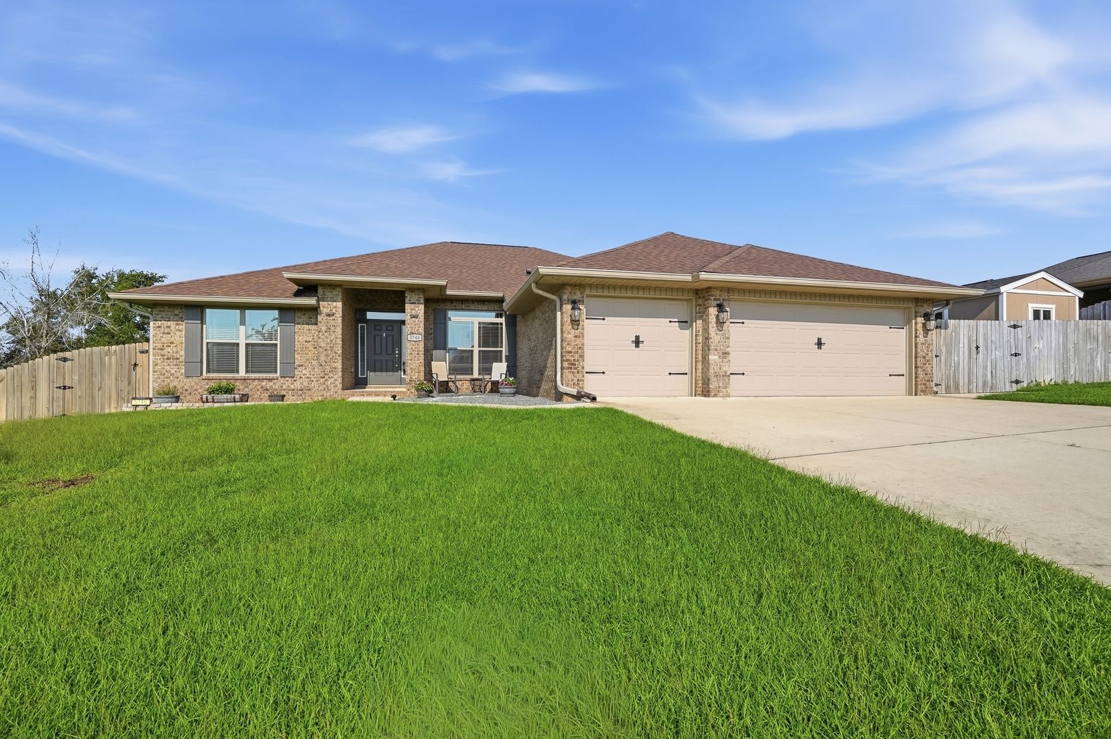 Crestview House: 5746 Periwinkle Lane