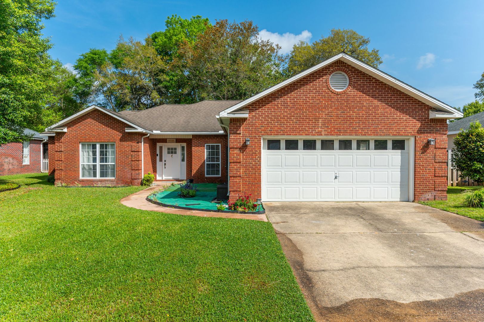 Niceville House: 1729 Wren Way