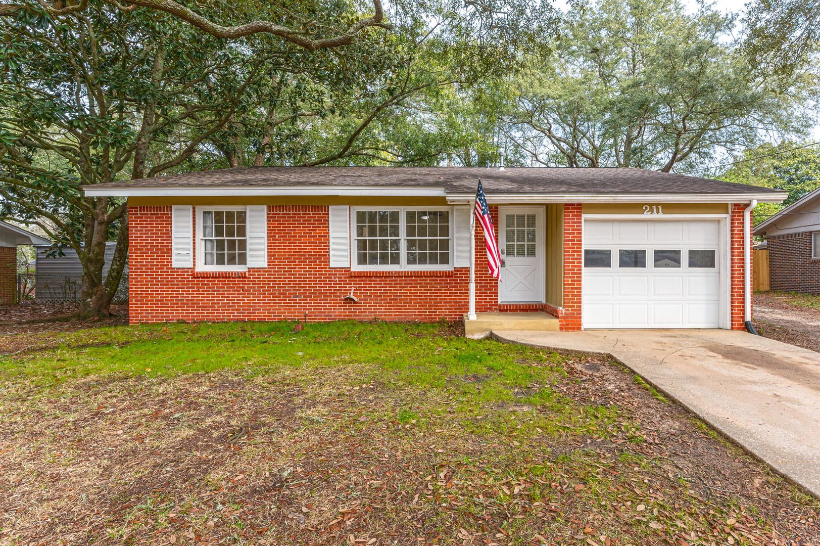 Niceville House: 211 20th Street