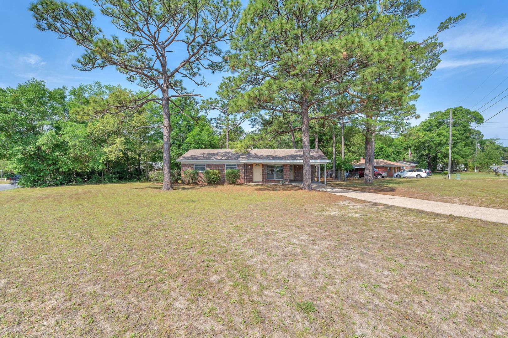 Valparaiso House: 385 Lincoln Avenue