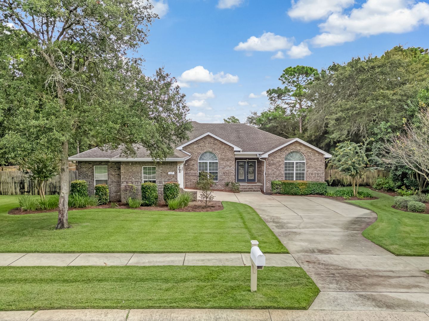 Niceville House: 117 Blossom Creek Run