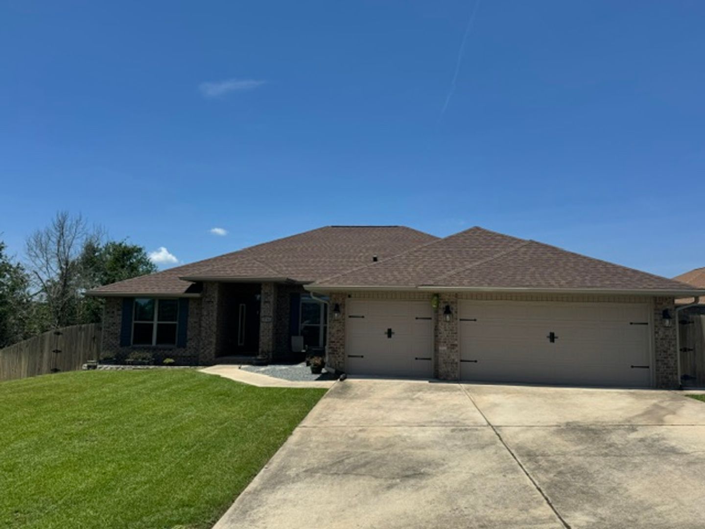Crestview House: 5746 Periwinkle Lane