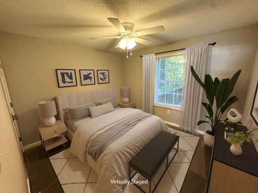 Pineview Drive, Athens, GA 30606