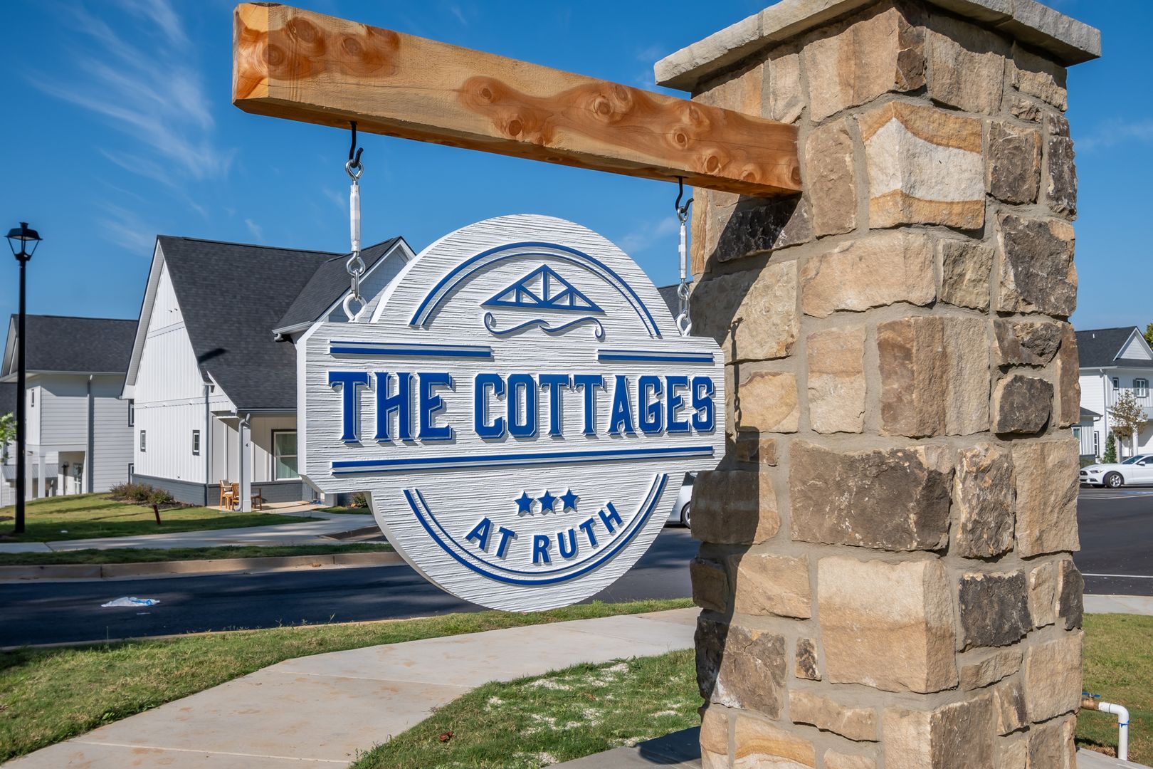 Athens Townhome: 215 Ruth St