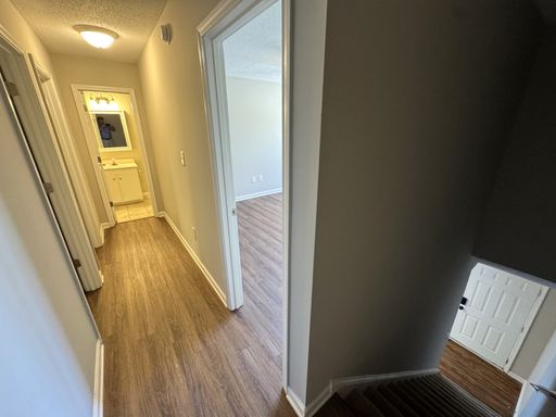 Pineview Drive, Athens, GA 30606