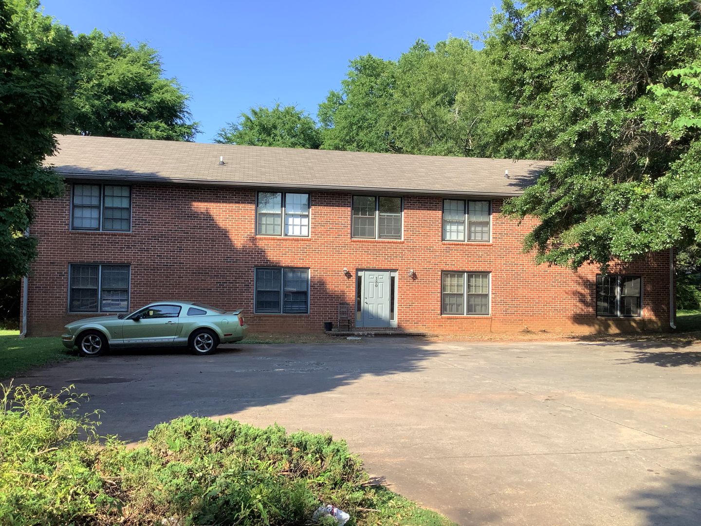 Athens Apartment: 130 Barrington Place