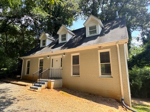 Five Points 6br House – photo 1