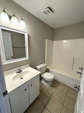 Pineview Drive, Athens, GA 30606