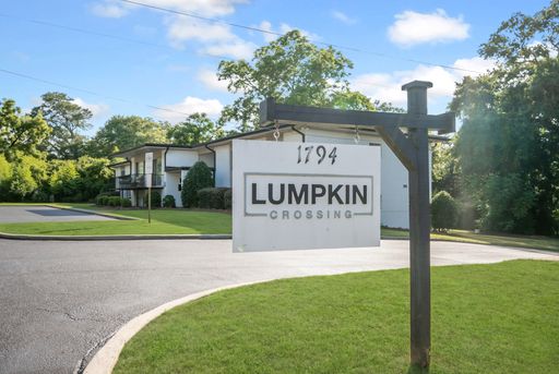 S. Lumpkin - 2 Br apartment - Fall 2026 Pre-Lease – photo 1