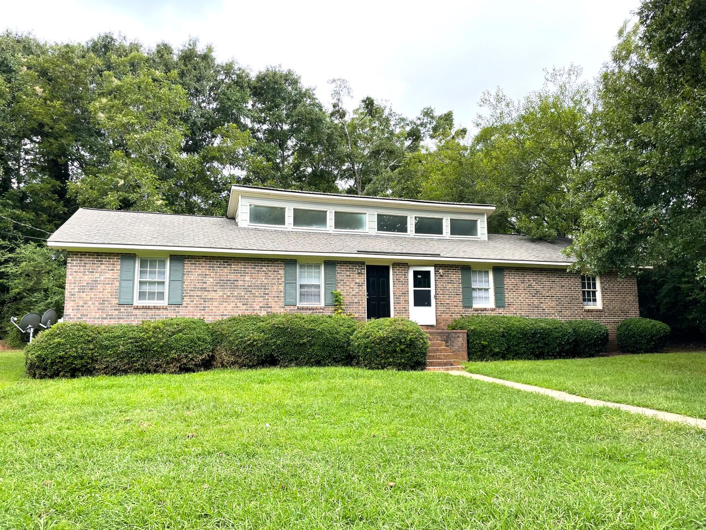 Athens Apartment: 435/437 Lexington Heights