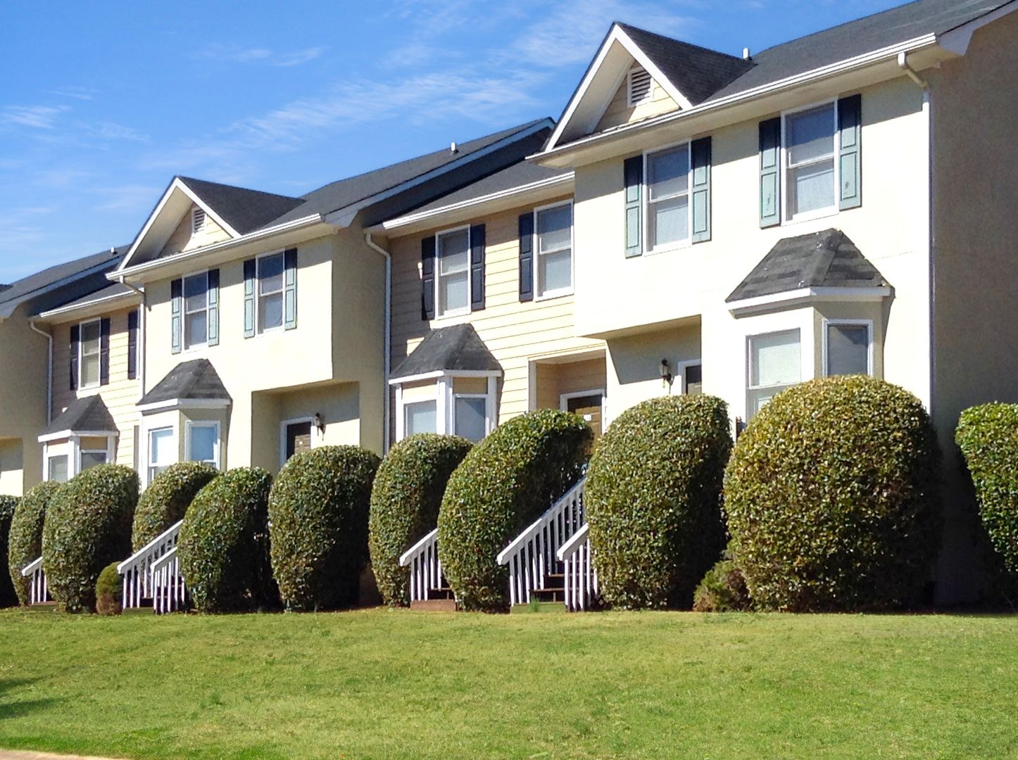 Athens Apartment: 170 Barrington Place