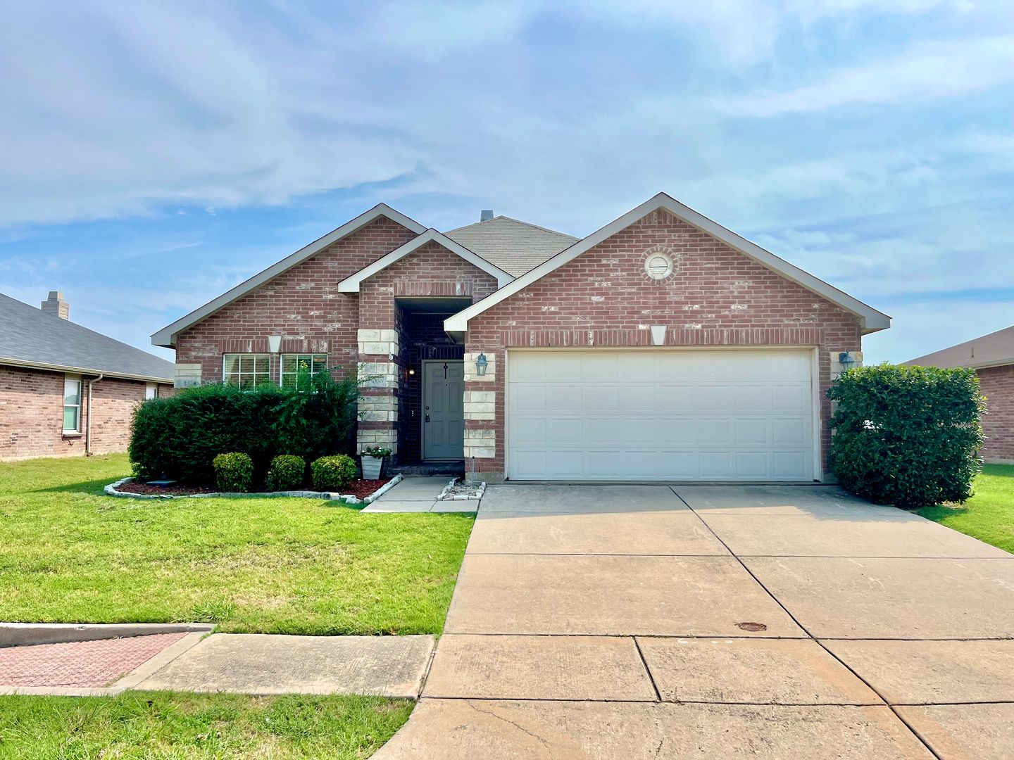 Denton House: 3000 Groveland Terrace