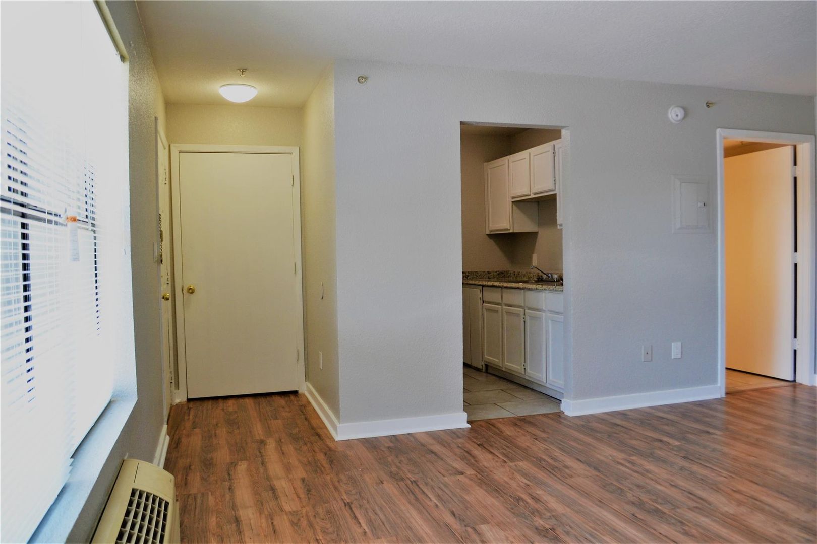 Denton Apartment: 701 W Sycamore Street