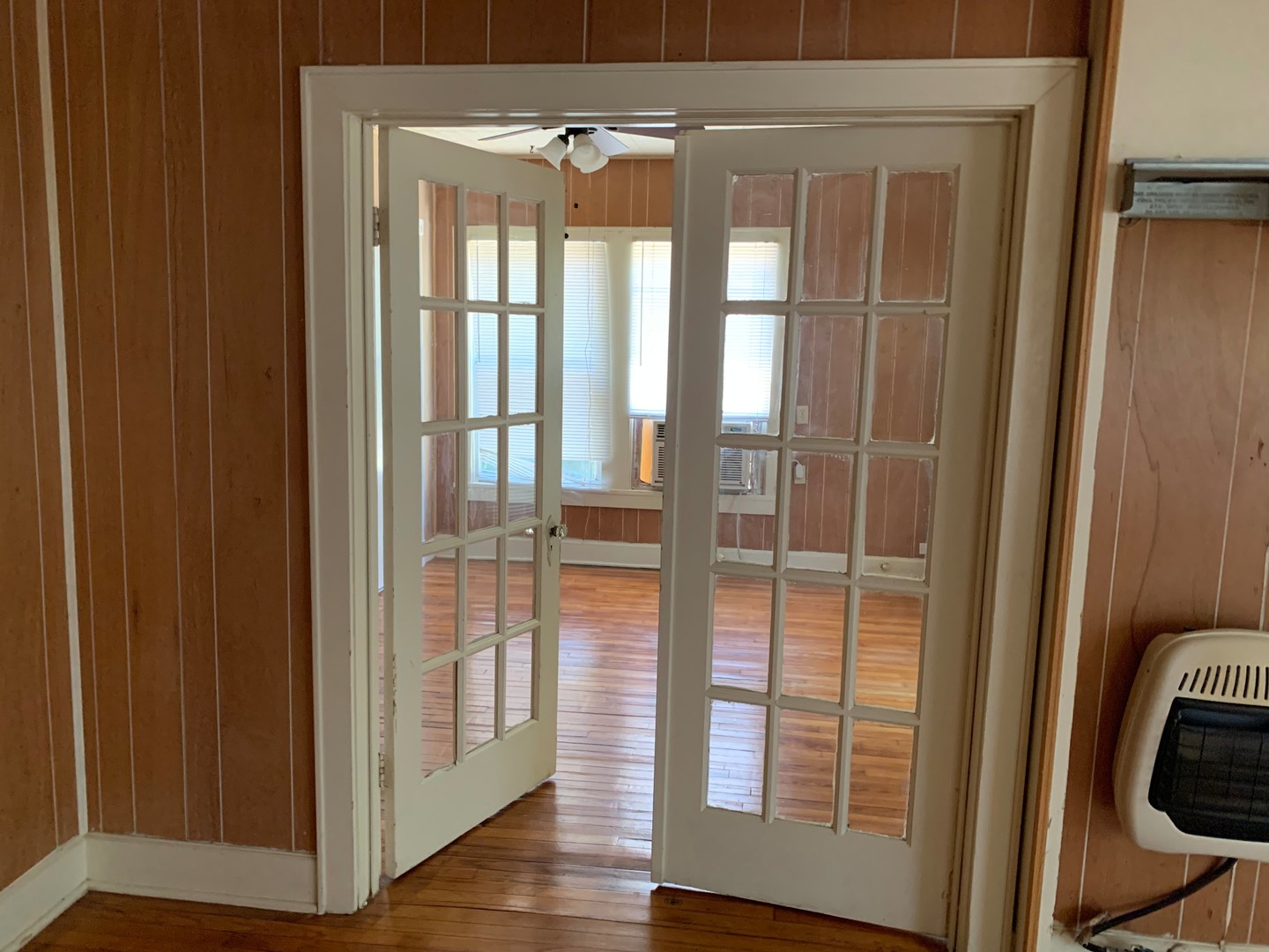 Denton Apartment: 701 W Sycamore