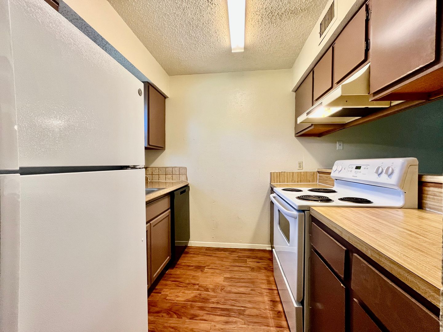 Denton Apartment: 410 Bryan St.