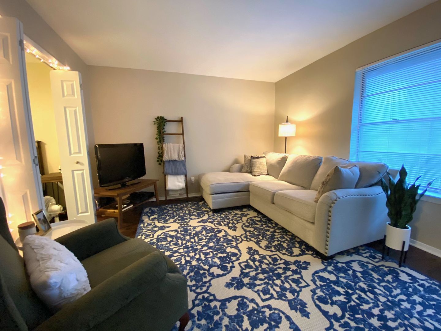 Denton Apartment: 1107 N Locust St.