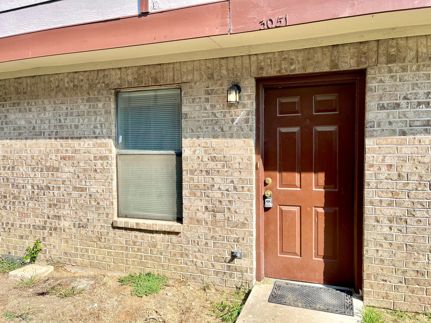 Denton House: 3051 Olympia Dr.