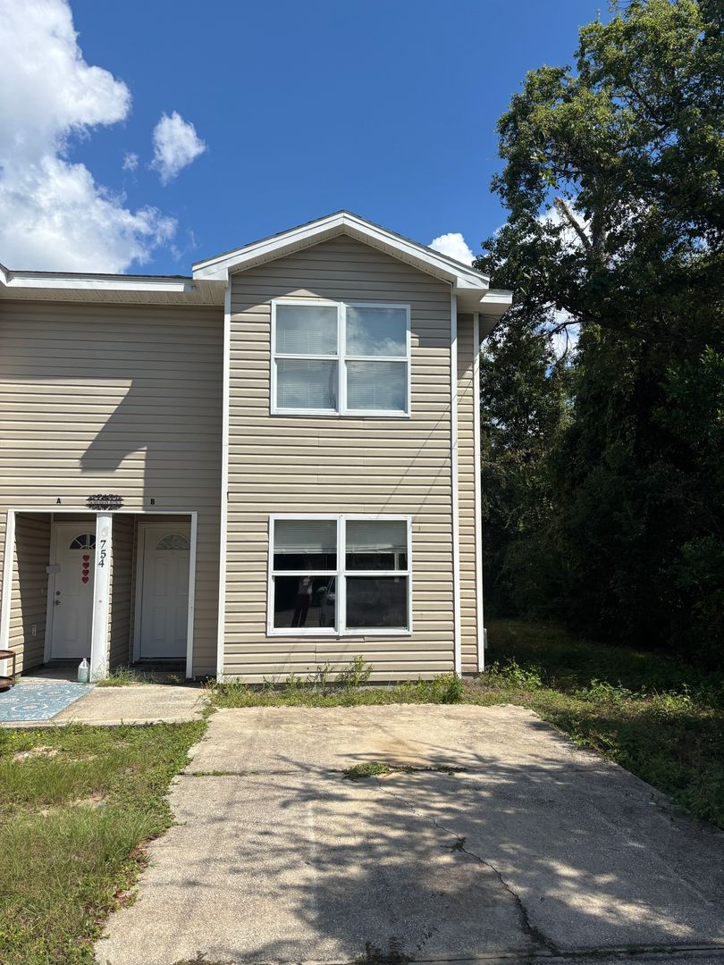 Panama City House: 754 Sherman Ave Unit B