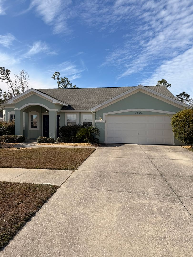 Lynn Haven House: 3606 Bay Tree Rd