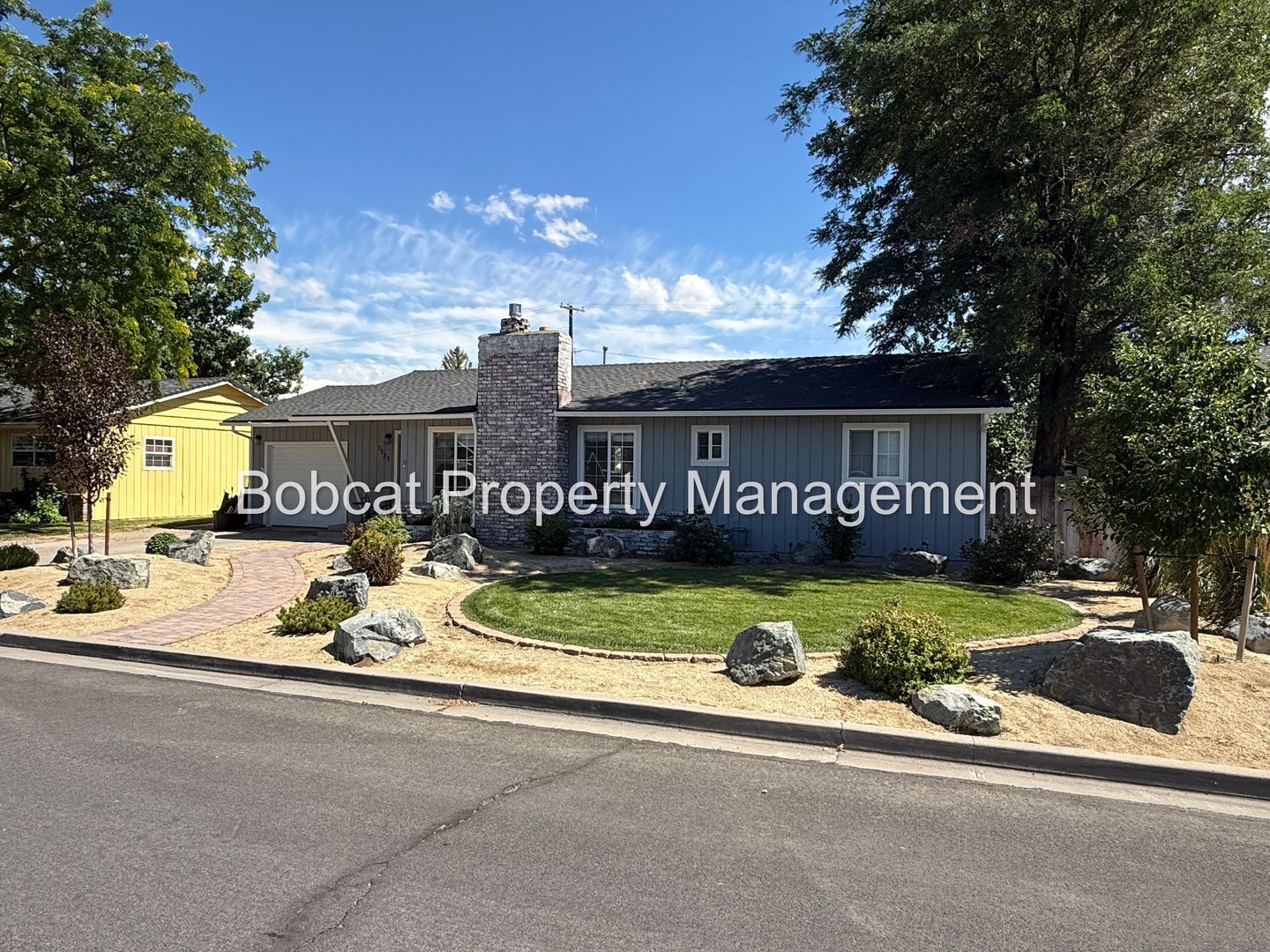 Gardnerville House: 1121 Spruce St