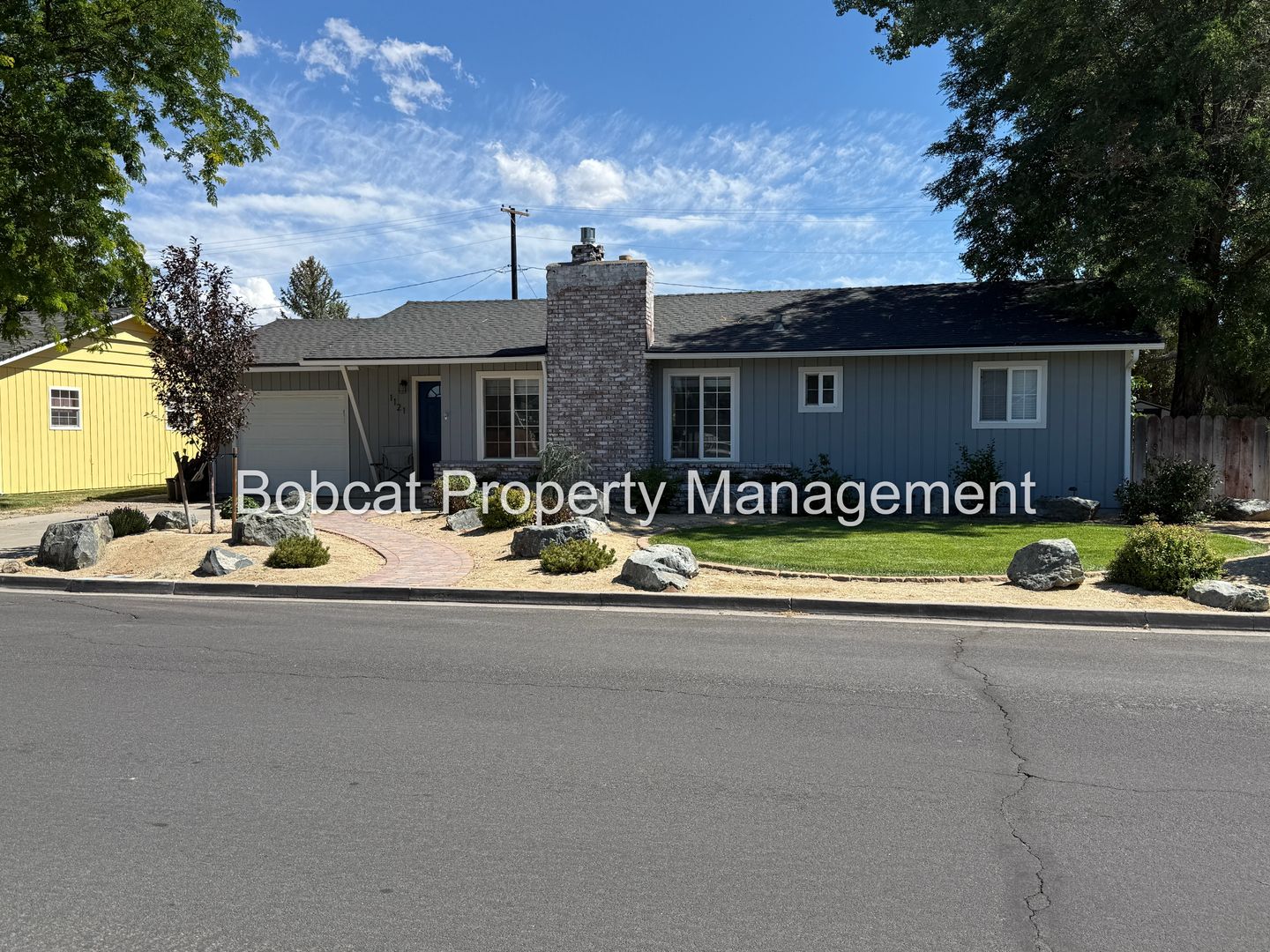 Gardnerville House: 1121 Spruce St