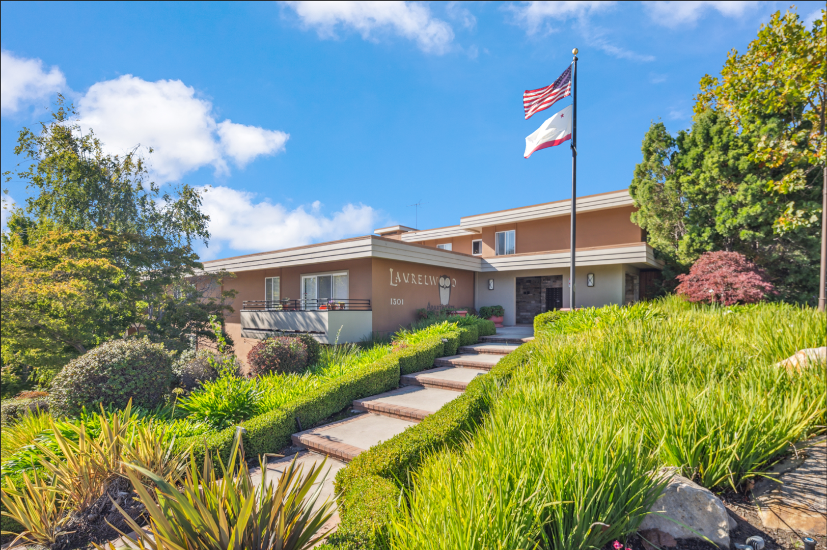 San Mateo Apartment: 1301 W. Hillsdale Boulevard