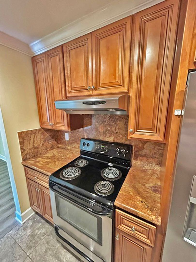 Laurelwood Apartments 12 of 12