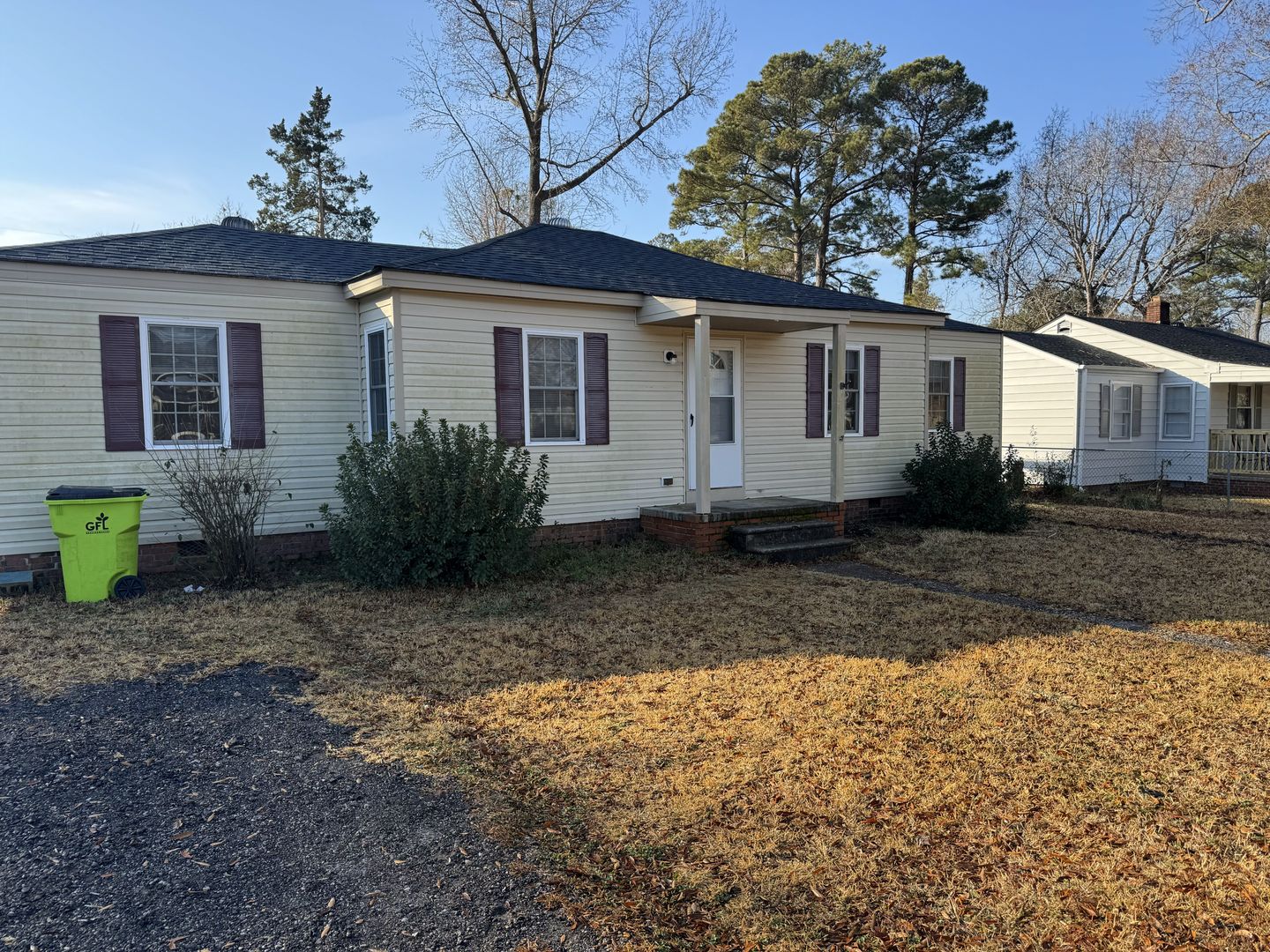 Havelock House: 115 Kenneth Blvd