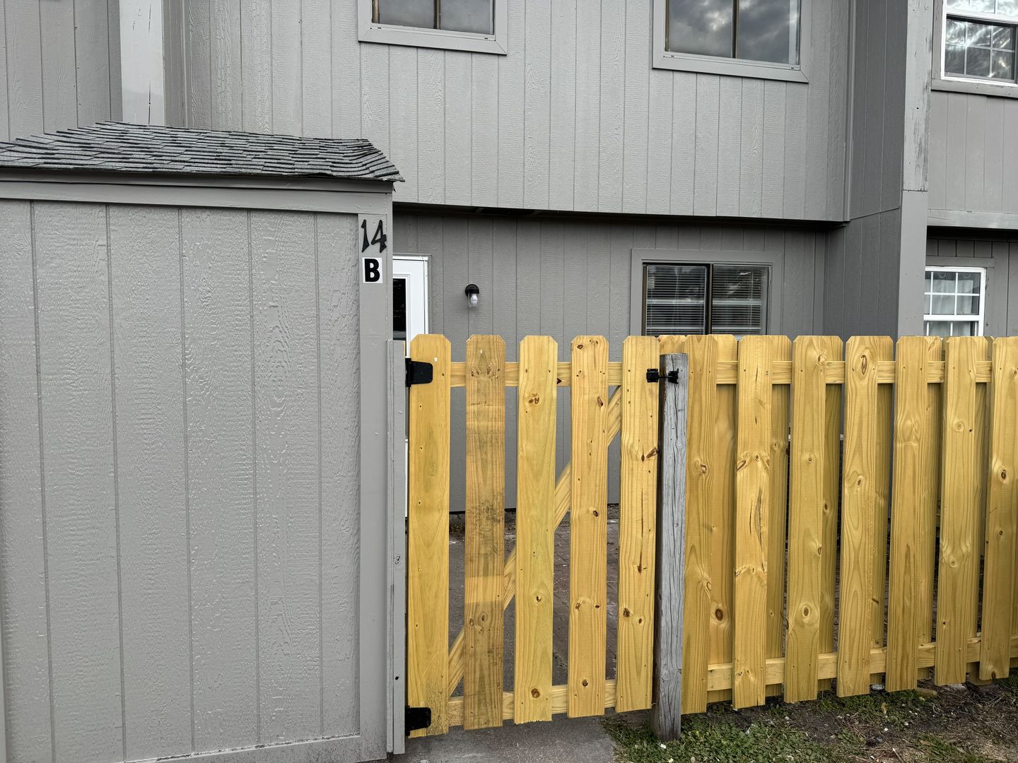 Havelock Apartment: Brown Blvd