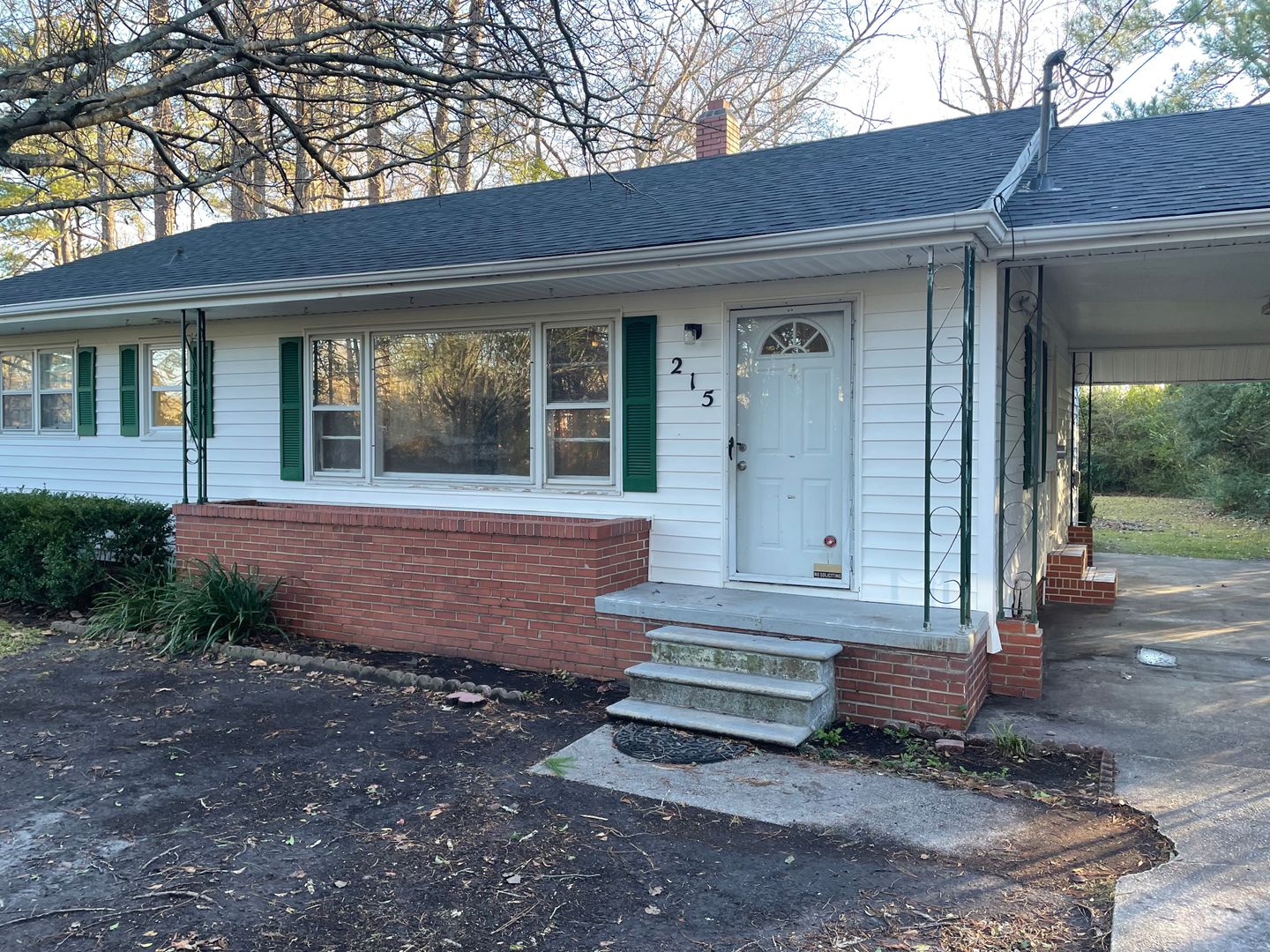 Havelock House: 215 Church Rd