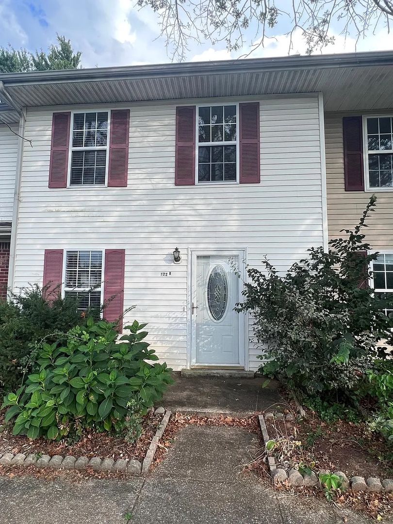 Bowling Green House: 122 B Westwood Circle