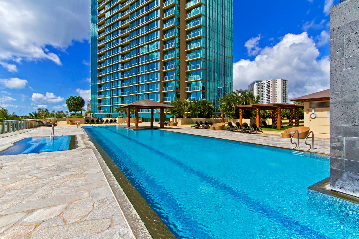 Honolulu Condo: 1288 Ala Moana Blvd