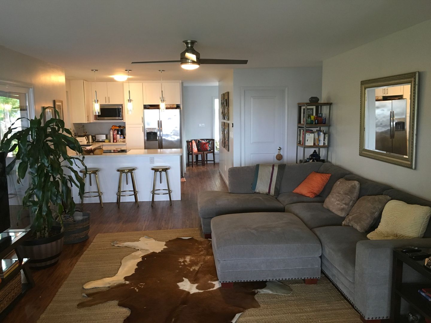 Honolulu House: 1801 Vancouver Dr