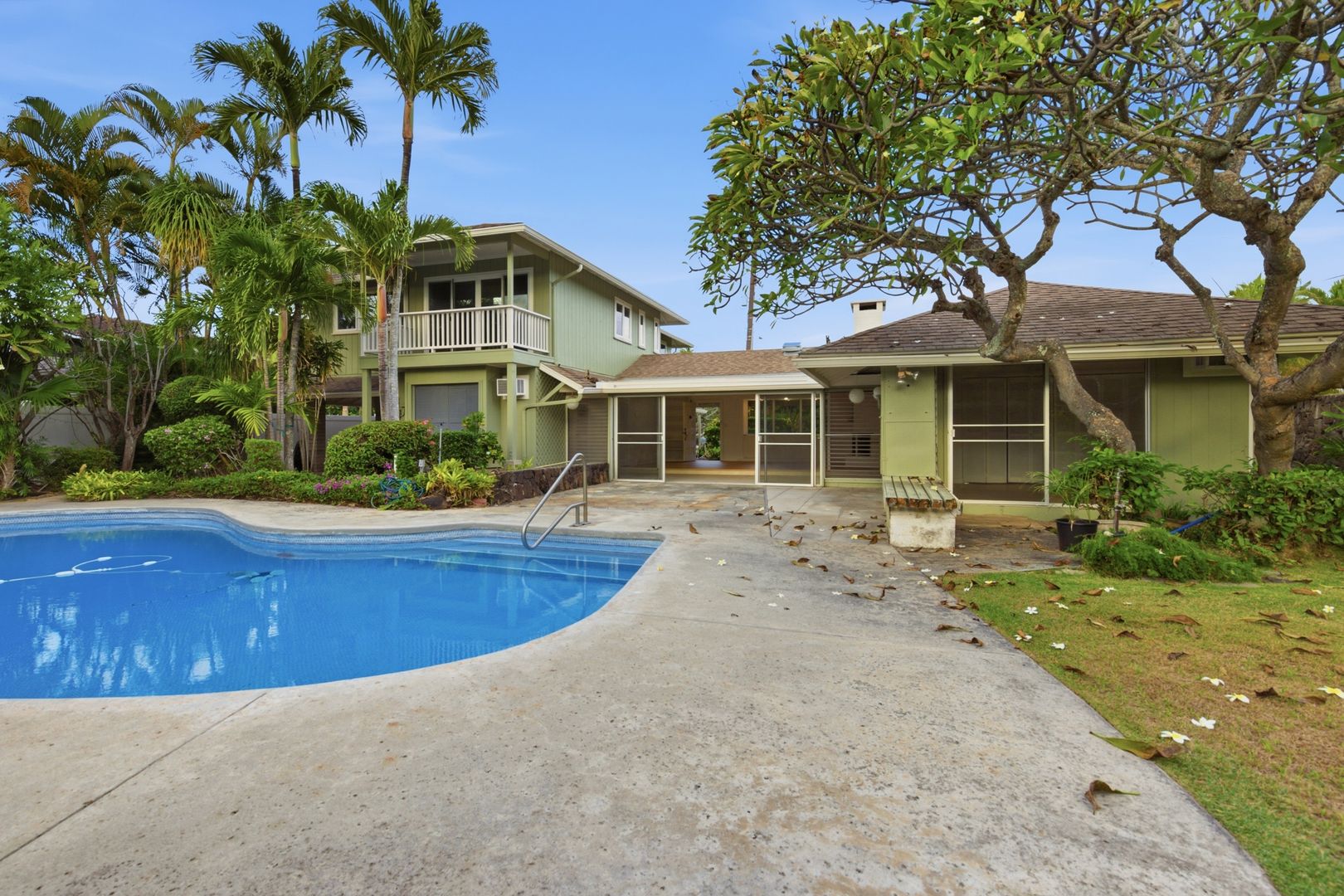 Kailua House: 845 N. Kalaheo Ave.