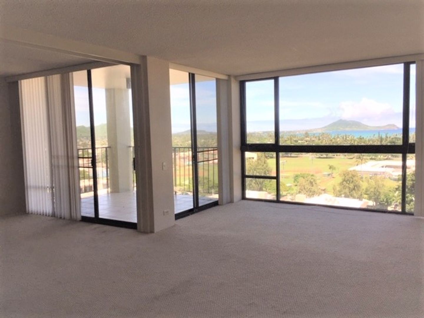 Kailua House: 322 Aoloa St. #1407