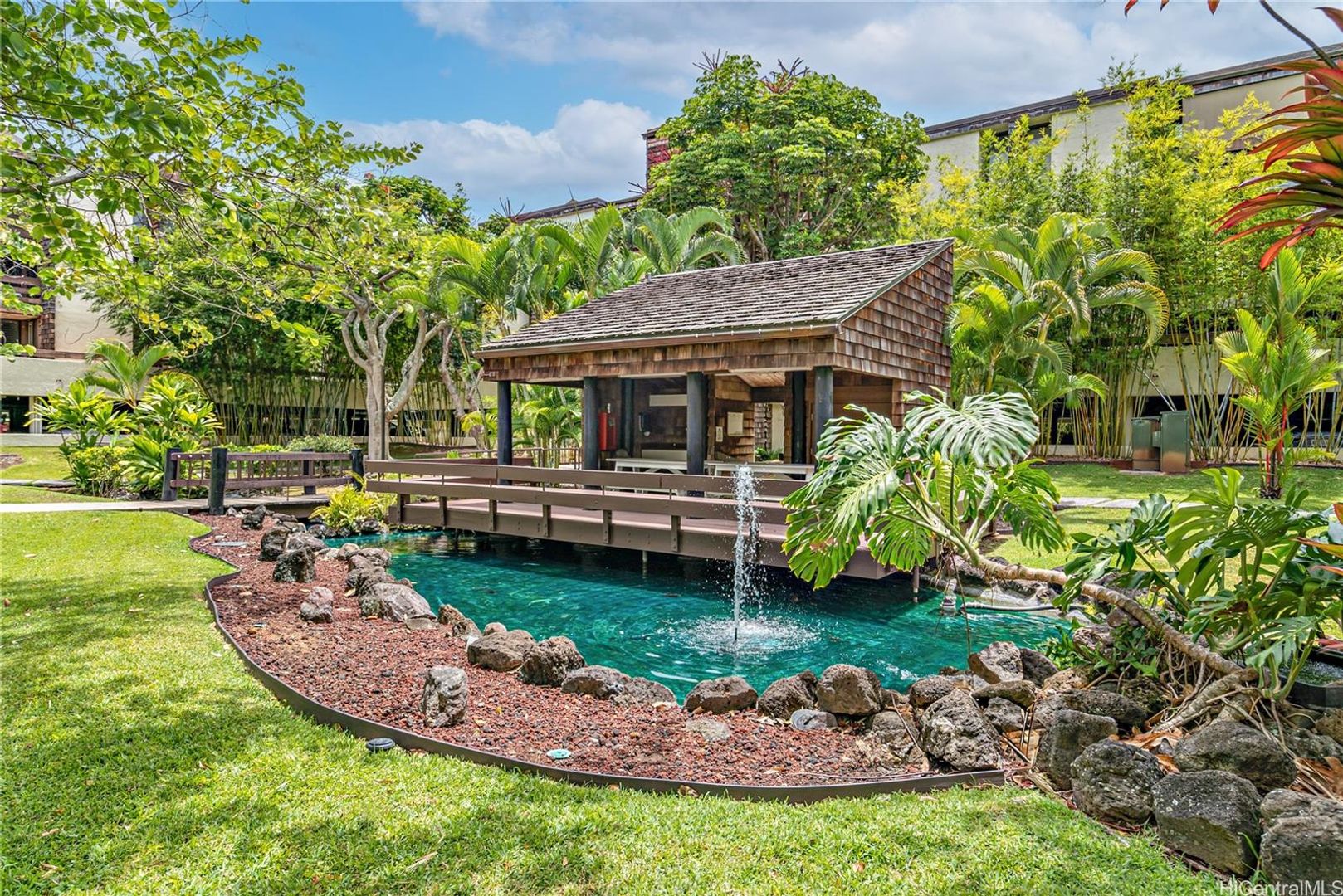 Kailua Condo: 1015 Aoloa Pl Unit 314