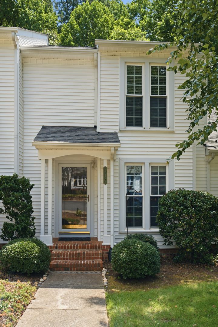 Cary Townhome: 110 Planetree Lane