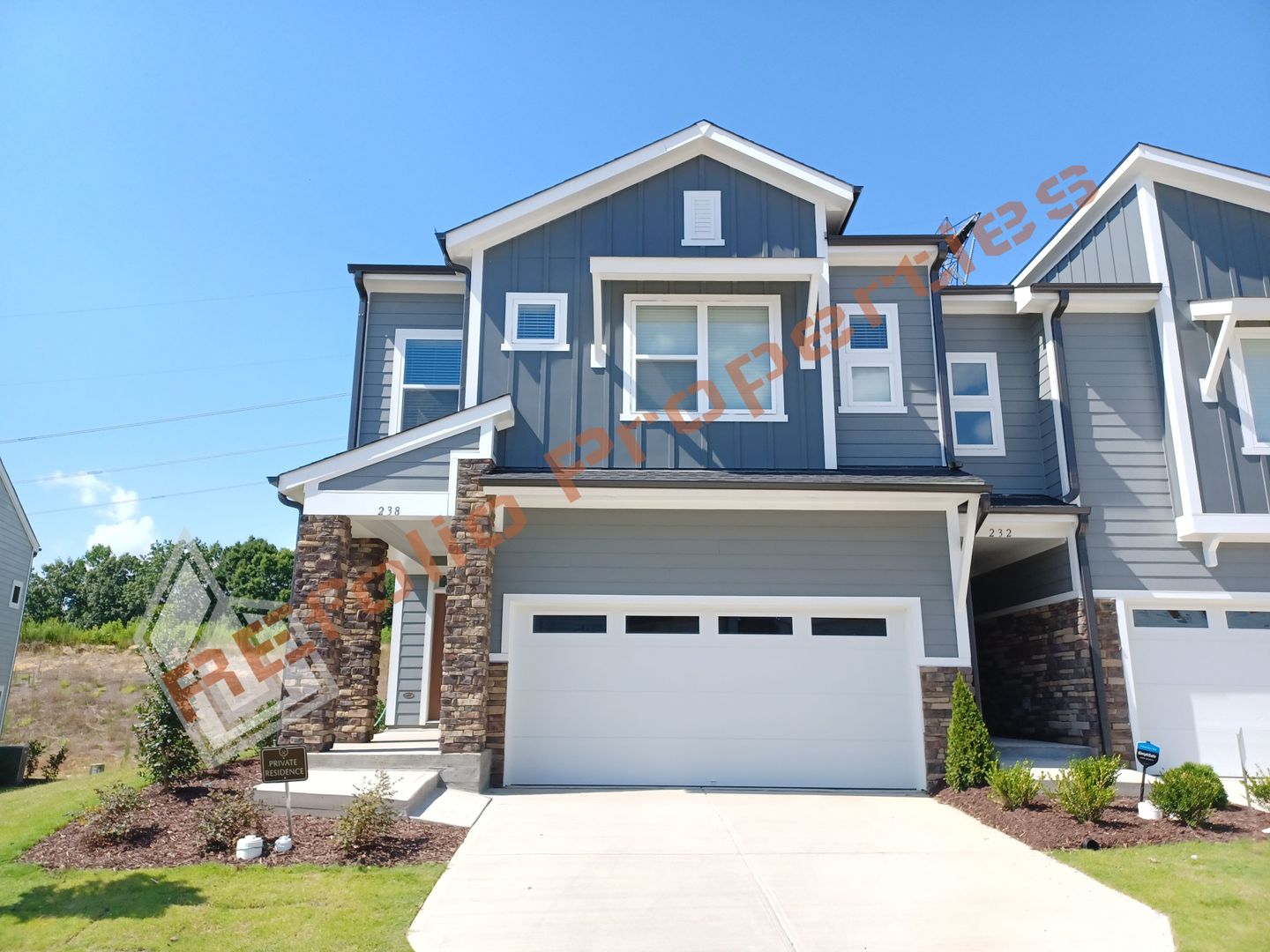 Chapel Hill House: 238 Deardom Way