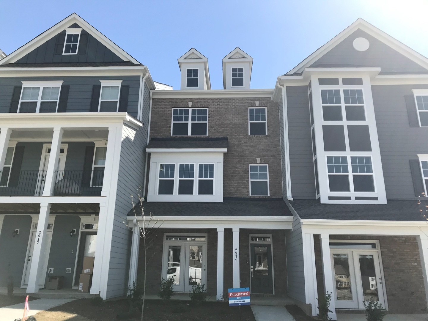Apex House: 2919 Great Lawn Road
