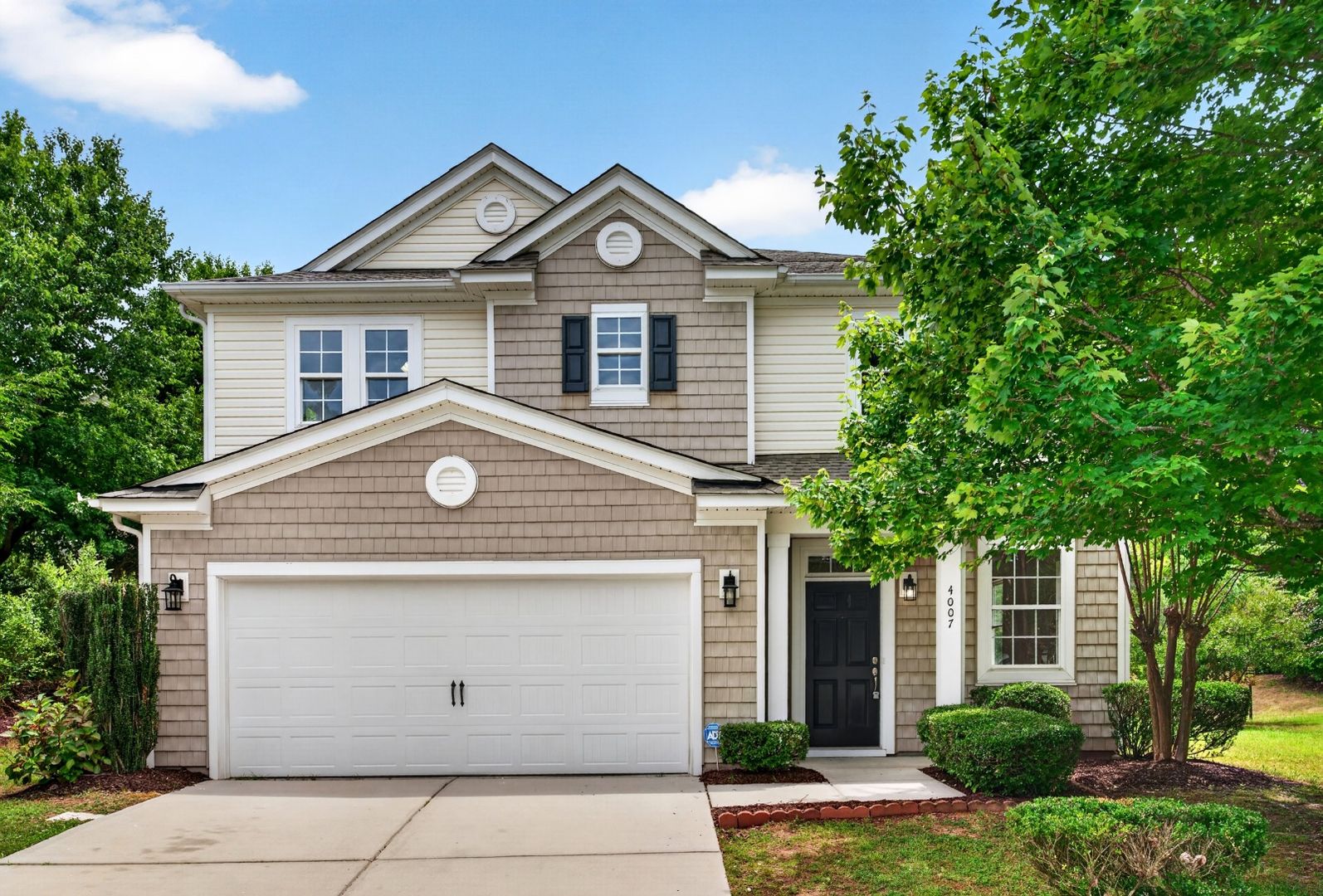Cary House: 4007 Jockey Club Circle