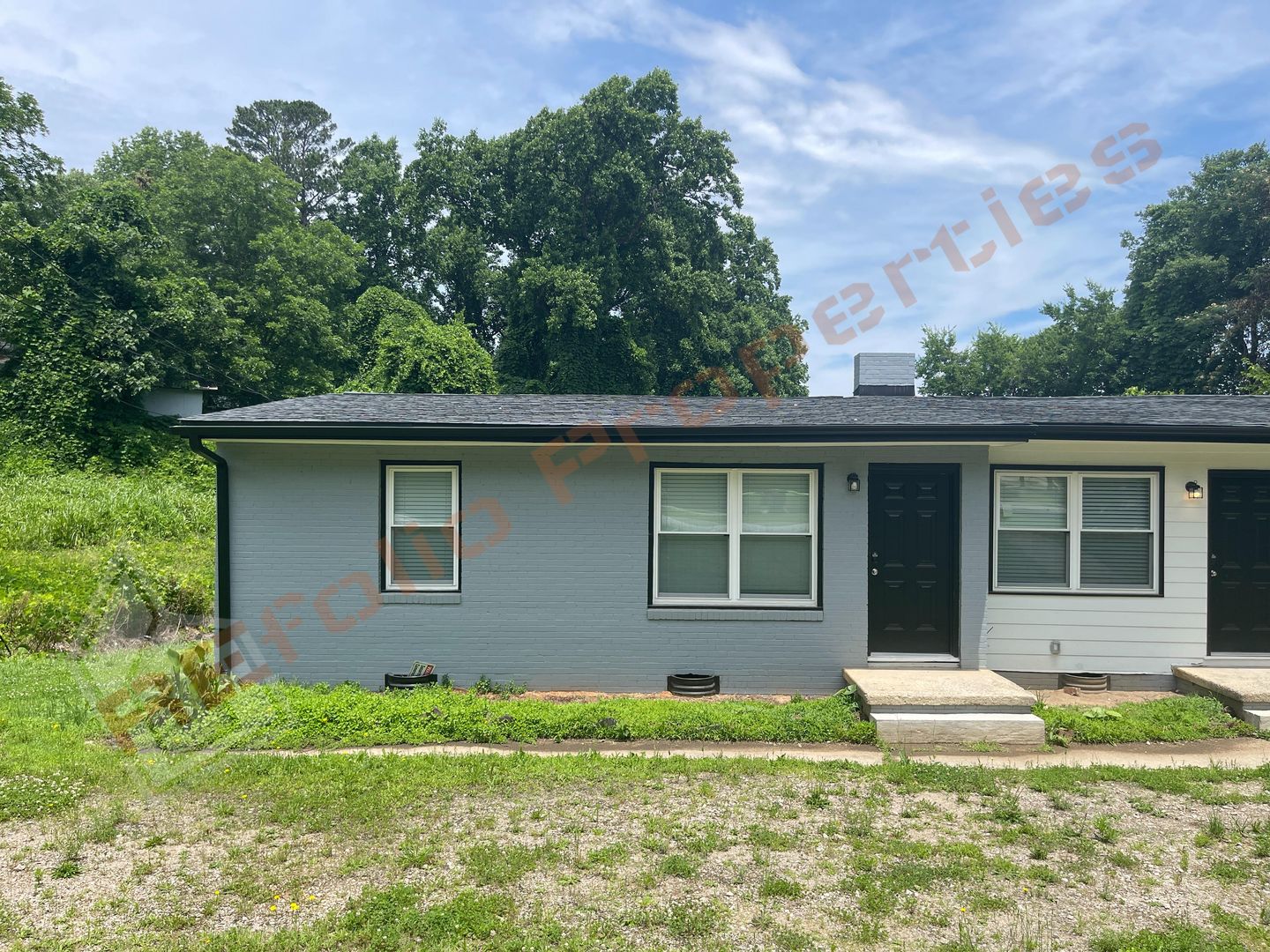 Raleigh Apartment: 508 Ileagnes Road
