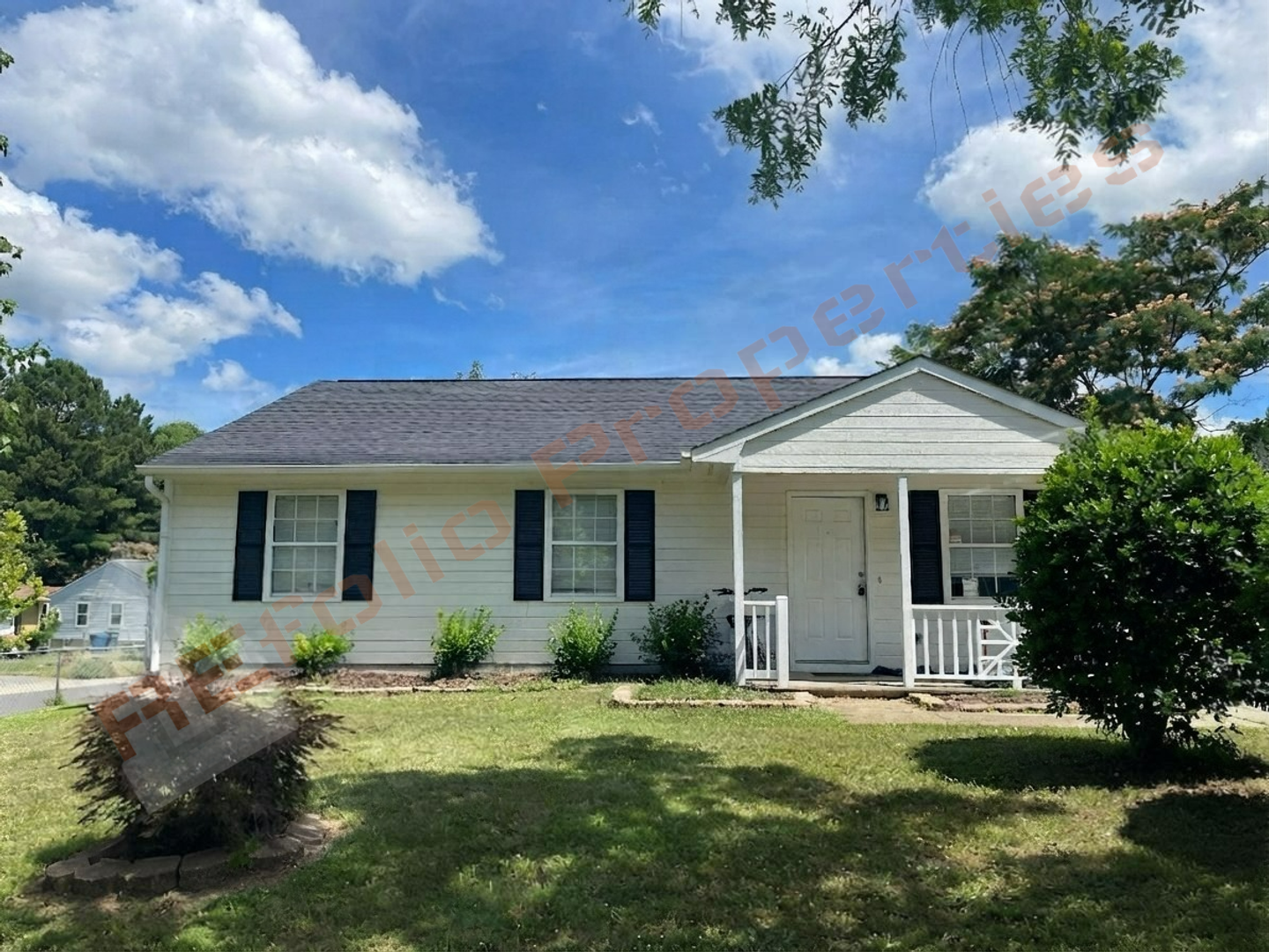 Durham House: 601 Larchwood Drive