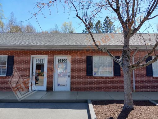 Great Location! Brick Front Commercial Office/Flex/Warehouse Space in West Station Center, Raleigh. Available Now!! – photo 1